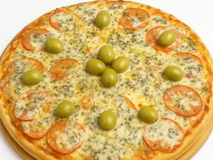 Pizza muzzarela, tomate y roquefort