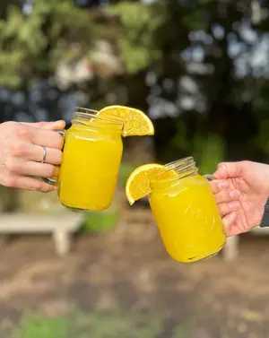 Jugo de naranja exprimido