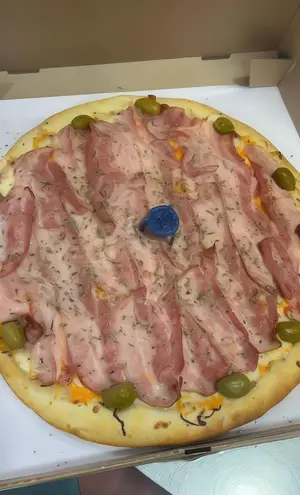Gigante panceta y cheddar