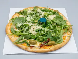 Pizza gigante de rúcula