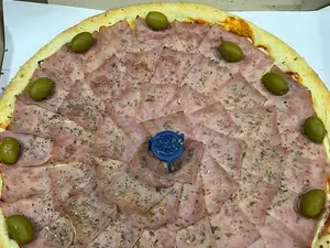 Pizza Grande jamón y Provolone