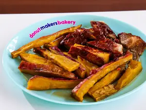 Bondiola a la barbacoa con batatas