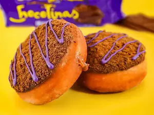 Donut rellena chocotorta