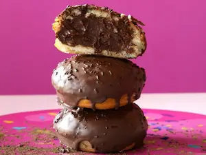 Dona de mousse de chocolate