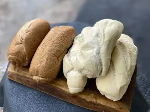 Pan precocido congelado
