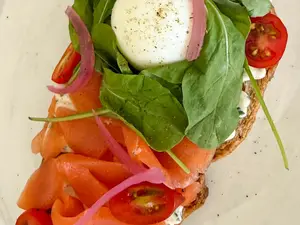 Salmon toast