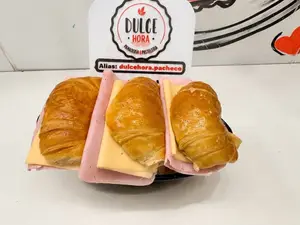 Medialunas jamon y queso x1 (unidad)