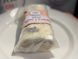 WRAP CARNE Y CRIOLLA