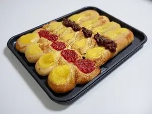 Docena de facturas surtidas