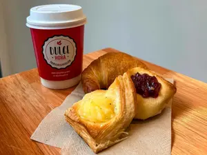 Café + 2 facturas