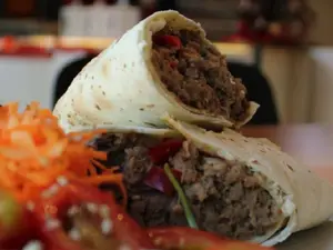Wrap carne y criolla
