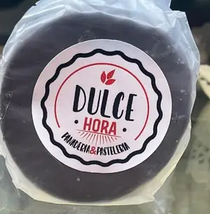 Alfajor de chocolate negro