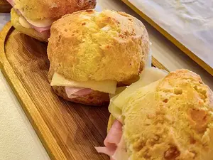 Chipa relleno con jyq x3