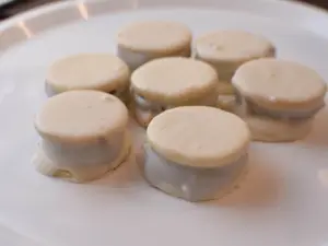 Alfajorcitos blancos x 250 gr.