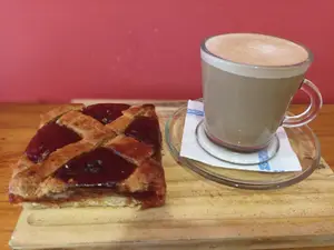 Café Cabrales grande + Frolita