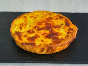 Tarta de jamón y muzzarella