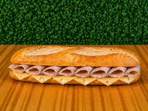 Lomito ahumado y queso