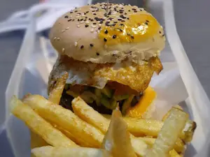 Hamburguesa de la casa