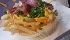 Papascheddar, panceta y verdeo