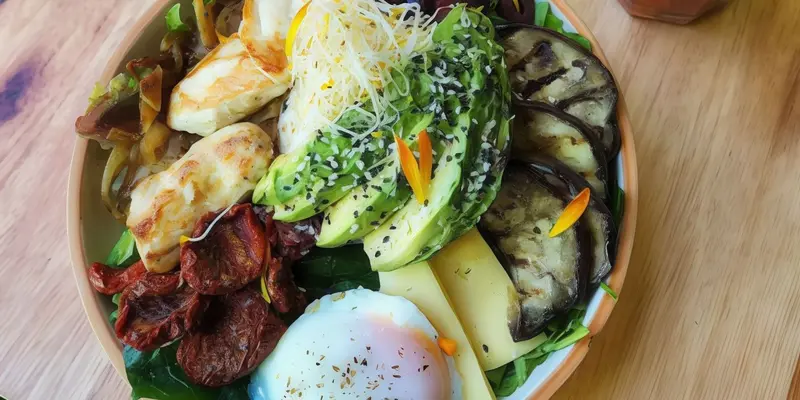Eggs Greens San Isidro