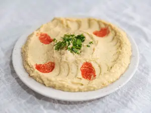 Hummus + Pan mini X8 + 1 Fatay