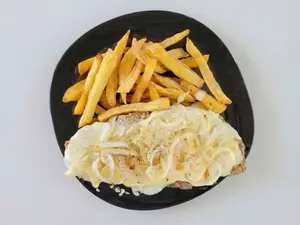 Milanesa A La Fugazzeta
