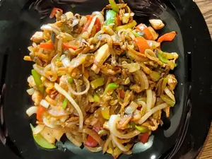 Wok De Pollo