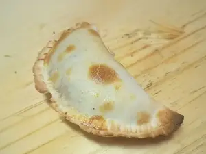 Empanada de carne a cuchillo