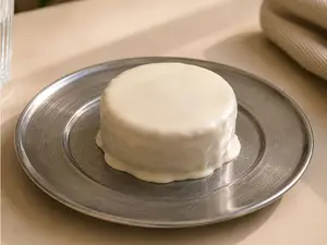 Alfajor de ganache de frutos rojos