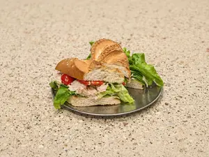 Panini de pollo cesar