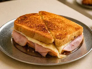 Tostado de jamón y queso