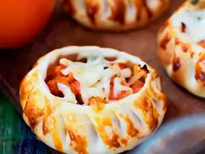 Canastita de salchicha y mostaza