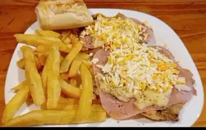 2 milanesas a la primavera con fritas