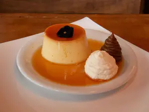 Flan Mixto