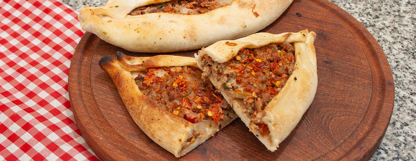 Portada de El Cuarto Deseo Fatay Empanadas