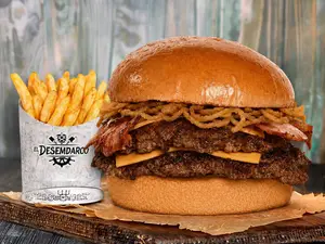 Buen puerto + papas