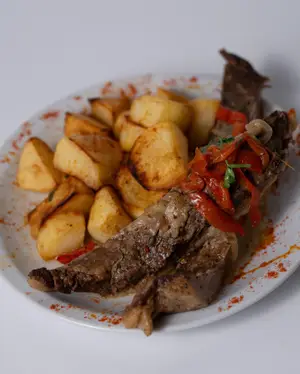 Carne al horno c/papas