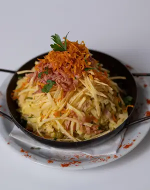 Huevo revuelto de gramajo