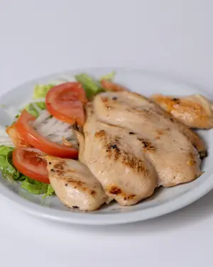 Pechuga Grille Con Guarnición