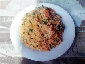 Arroz con camarón