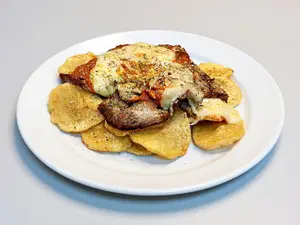 MATAMBRE TIERNIZADO A LA PIZZA