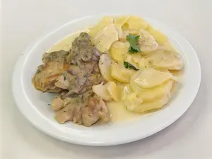 POLLO AL CHAMPIÑON