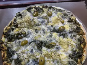Verdura y salsa blanca