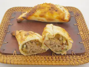 Empanada de carne picante