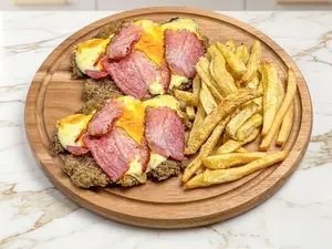 Milanesa(2 )panceta,ched fritas