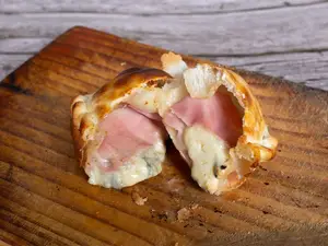 Empanada de roquefort y jamón