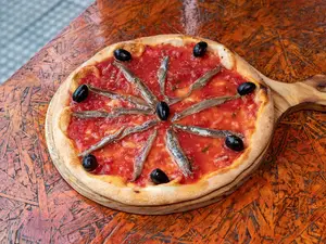 Pizza con anchoas