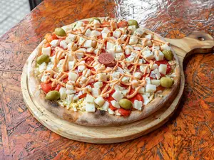 Pizza super El Nuevo Hornito