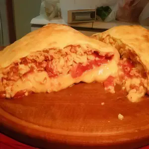 Calzone con provolone