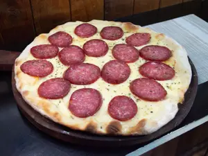 Pizza calabresa